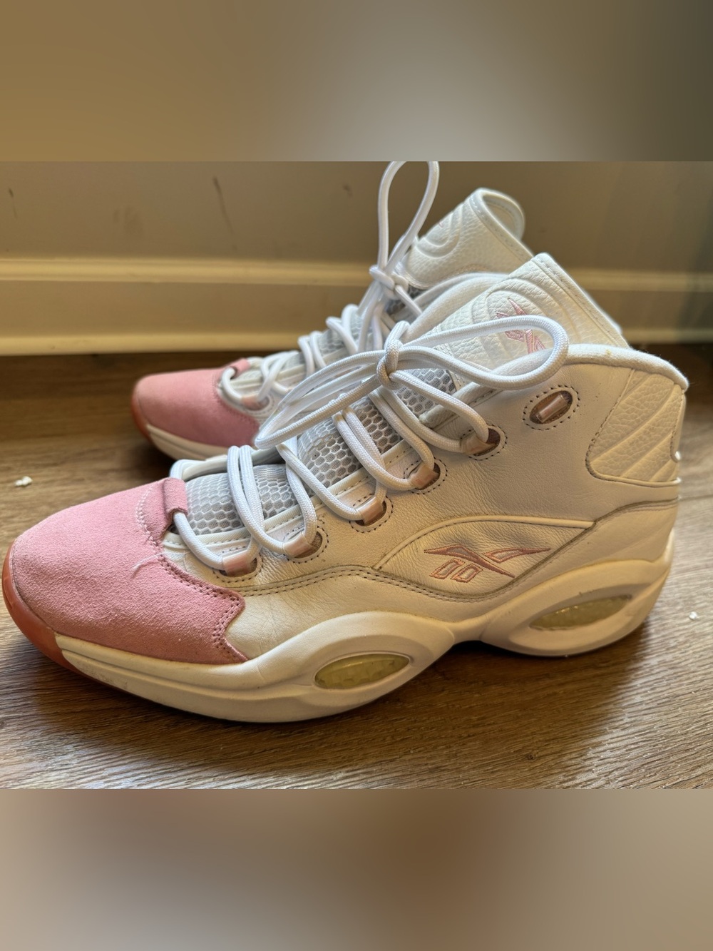 Reebok Question Mid Men’s Basketball Sneakers